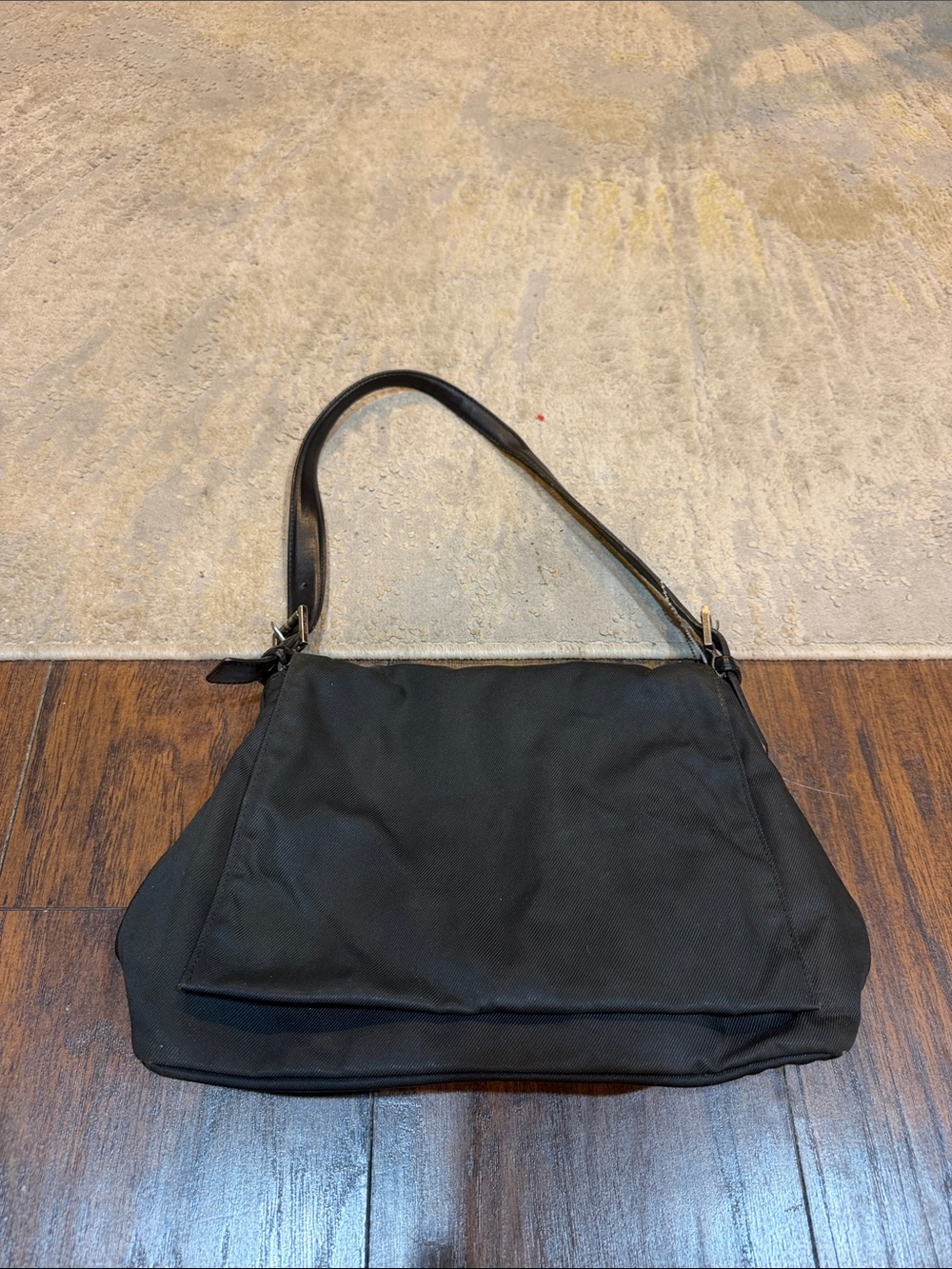 Coach Black Mercer Nylon
Shoulder Bag B1J-7424 in GUc